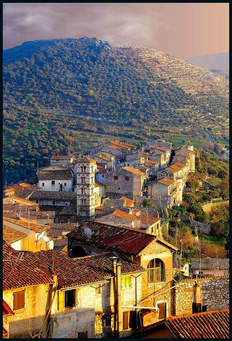 Sermoneta Italy, Lazio Italy, Italy Wine, Regions Of Italy, Wine Region, Old Buildings, Italy Travel, Paris Skyline, Gratitude