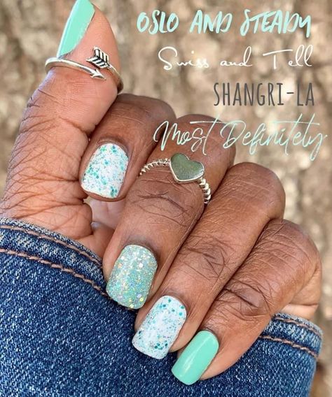 Color Street Beach Nails Combos, Spring Color Street Nails, Camper Nails, Colorstreet Mixed Mani Ideas, Color Street Nails Combos, What Is Color Street, Easy Nail Design, Mani Ideas, Nail Color Combos