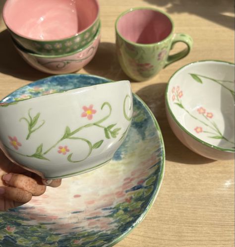 Color Me Mine Ideas, Cute Dishes, Color Me Mine, Diy Pottery Painting, Pottery Painting Ideas, Pottery Painting Designs, Pottery Inspo, Pottery Crafts, Diy Pottery