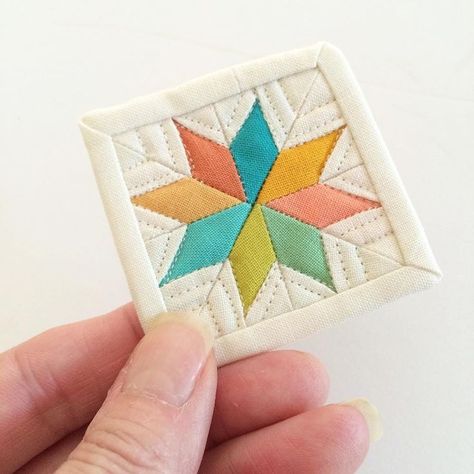 2" X 2" micro mini mini quilt...a little gift to pop in my sisters birthday card… Small Quilted Gifts, Small Quilt Projects, Mini Quilt Patterns, Nancy Zieman, Quilted Gifts, Miniature Quilts, Paper Piecing Quilts, Doll Quilt, Mini Mini