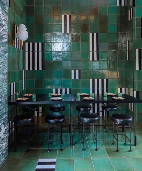 Emerald obsession vol. 826792 but let's not forget about the stripe Design and photography by @kellywearstler #tile #restaurant… | Instagram White Marble Bar, Cerused Wood, European Cafe, Luxe Decor, Marble Bar, Design Café, Nate Berkus, Bar Design Restaurant, Plywood Furniture