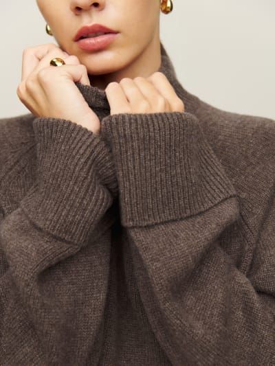 Add Sleeves, Oversized Turtleneck, Grey Turtleneck, Cashmere Blend Sweater, Cashmere Jumper, Relaxed Jeans, Women's Sweaters, Oversized Sweater, Cashmere Sweater