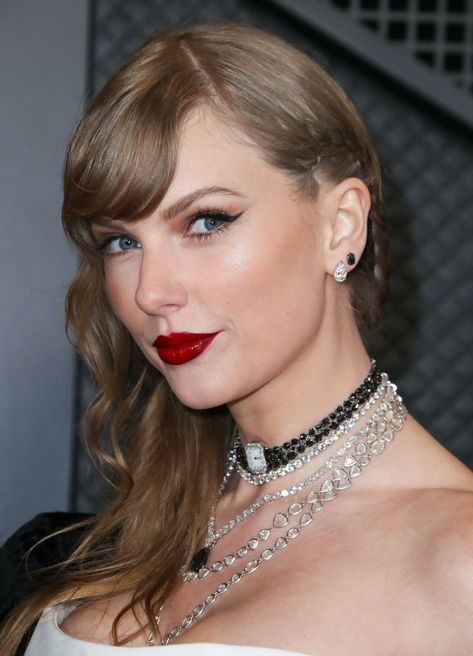 Bookmarks / X Face Card Never Declines, Taylor Swift Red Carpet, Estilo Taylor Swift, Swift Photo, Taylor Swift Hair, Face Card, Long Live Taylor Swift, Live Taylor, Taylor Swift 13