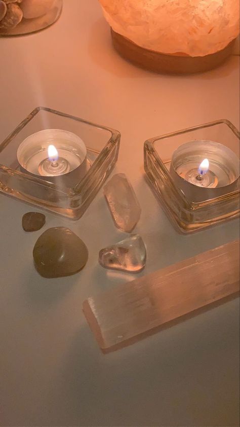 Brown Crystals Aesthetic, Kaitlin Aesthetic, Spiritual Crystals Aesthetic, Spitural Aesthetic, Healing Aesthetic Pictures, Spiritual Lifestyle Aesthetic, Spiritual Girl Aesthetic, Espiritual Aesthetic, Spirituality Aesthetic