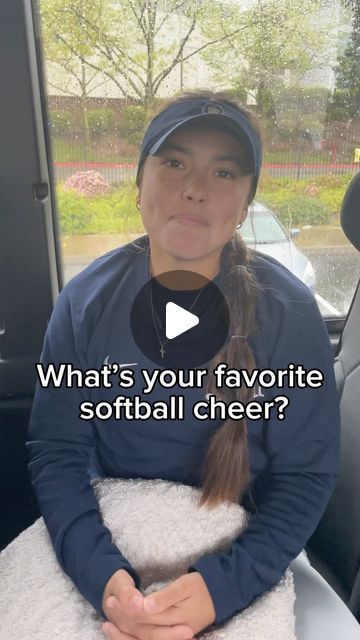 Florida State Softball, Softball Mom Hairstyles, Softball Chants For Fastpitch, Softball Cheers For The Dugout, Softball Chants And Cheers, Softball Eyeblack Ideas, Best Walk Up Songs, Softball Team Photos, Softball Chants