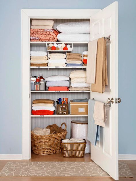 Shelves In Linen Closet, Office Closet Ideas, Build Shelves, Apartment Closet Organization, Closet Wallpaper, Clothes Hanger Storage, Closet Organisation, Airing Cupboard, Bathroom Closet Organization