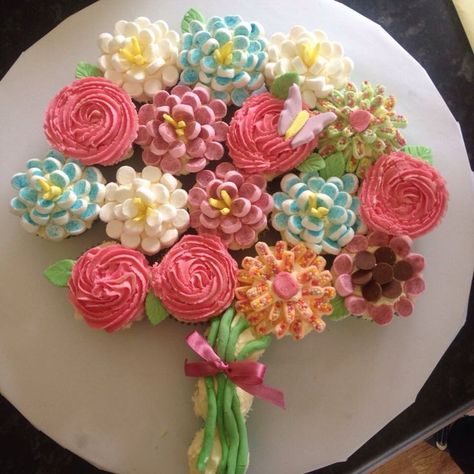 Cupcakes 60th Birthday Women, 80th Birthday Cupcake Cake, Mom Birthday Cupcakes, Food For 90th Birthday Party, Grandmothers Birthday Party Ideas, 75 Birthday Cupcakes, 100th Birthday Cupcakes, 90th Bday Cake Ideas, 67th Birthday Cake For Mom