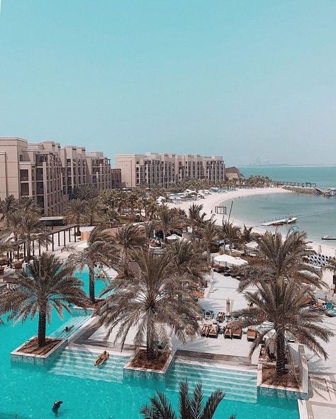 Dubai Scenery, Ras Al Khaimah, Hilton Hotel, Resort Spa, Middle East, San Francisco Skyline, The Borrowers, Google Sites, The Hamptons