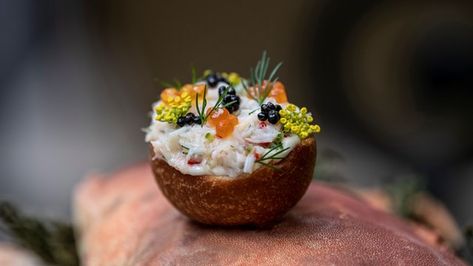 Johnny Cakes with Crab and Caviar Recipe - Great British Chefs Johnny Cakes, Crab Salad Recipe, Canapes Recipes, Caviar Recipes, Johnny Cake, Great British Chefs, Crab Recipes, Love Eat, Food Shows