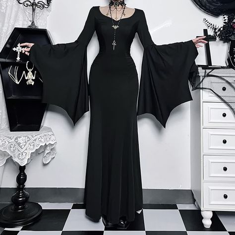 Gothic Bat Sleeve Maxi Dress - Vedlit Formal Gowns Evening Dresses, Mermaid Formal Gowns, Long Party Dress, Halloween Gothic, Gothic Vintage, Flare Sleeve Dress, Fishtail Skirt, Fishtail Dress, Flare Sleeves