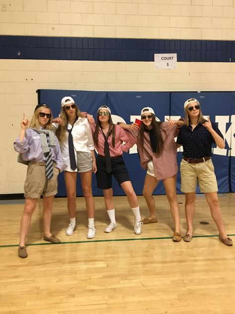 Frat Spirit Day Outfit, Jock Outfit Spirit Week, Frat Outfits Spirit Week, Frat Day Spirit Week, Squad Day Ideas, Nerds Vs Jocks Spirit Week, Frat Boy Costume Spirit Week, Frat Vs Sorority Spirit Week, Frat Boy Dress Up Day