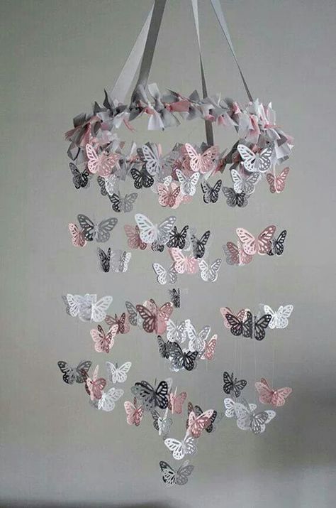 Butterfly Mobile Mobile Diy, Butterfly Nursery, Butterfly Mobile, Sweet Nursery, Adorable Nursery, Butterfly Kids, Butterfly Butterfly, Baby Room Design