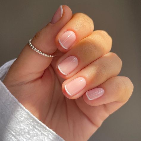 Nails Ideas Short Almond, Nails Ideas Short Square, Nude Nail Design, Short Classy Nails, Nails Ideas Short, Simple Wedding Nails, Glossier Girl, Nail Ideas Simple, Spring Nail Design