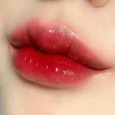 Jisoo Lips, Ulzzang Lips, Heart Shape Lipstick, Plump Lips, Nice Lips, Lip Shapes, Glossy Lips, Lip Plumper, Blackpink Jisoo