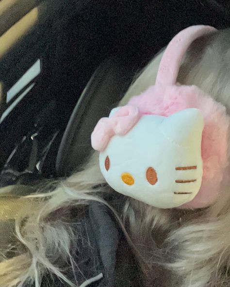 #hellokitty #hellokittyearmuffs #earmuffs #y2k #kidcore #hellokittycafe #pink #fluffy #winter #sanrio Hello Kitty Earmuffs, Ear Muffs, Earmuffs, Hello Kitty, Kitty, Hair, Pink