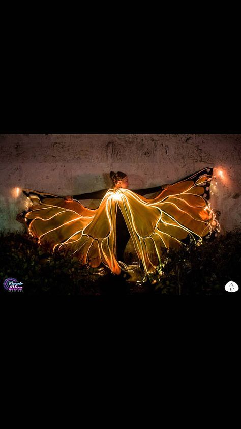 Fiber Optic Monarch Butterfly Wings Cape Rainbow Inspiration, Monarch Butterfly Wings, Garden Gala, Butterfly Wings Costume, Fantasy Ball, Butterfly Clothes, Aerial Costume, Fire Fairy, Bee Wings