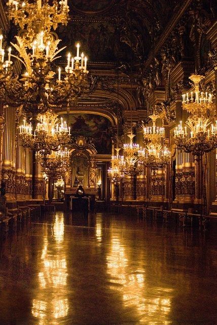 Castle Aesthetic, Royalty Aesthetic, Grand Foyer, Royal Aesthetic, Paris Jackson, Baroque Architecture, Gold Aesthetic, Salou, Princess Aesthetic