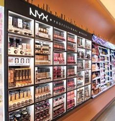 » NYX cosmetic bar by ARNO, Europe wide concept Makeup Studio Decor, Penyimpanan Makeup, Rangement Makeup, Pharmacy Decor, Store Shelves Design, Makeup Display, Retail Store Interior Design, Salon Suites Decor, Store Design Boutique