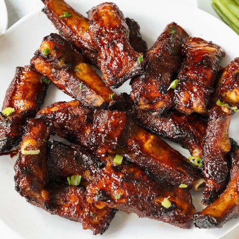 Honey, Soy Sauce & Garlic Glazed Ribs - My Morning Mocha Gochujang Ribs, Salt And Pepper Ribs, Honey Garlic Ribs, Soy Sauce Garlic, Glazed Ribs, Cheesecake Brownies Recipe, Rib Sauce, Tender Ribs, Honey Pork