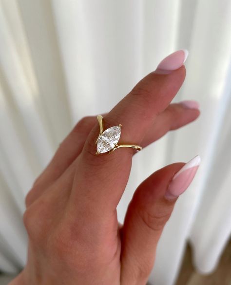 Marquise Magic✨️

The most gorgeous custom Marquise Solitaire we created for one of our clients.

We're obsessed🤩 Marquise Solitaire, Marquise Cut Engagement Ring, Elegant Engagement Rings, Ring Styles, Yellow Gold Wedding Ring, Engagement Rings Marquise, Dream Engagement, Dream Engagement Rings, Engagement Ring Styles