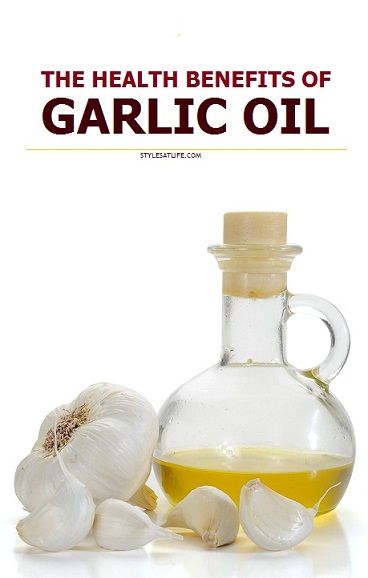 The Health Benefits of garlic Oil Garlic Oil Benefits, Preserving Onions, Whey Protein Recipes Shakes, Health Benefits Of Garlic, Oil Benefits For Skin, Garlic Health, Benefits Of Garlic, Pasta With Alfredo Sauce, Garlic Health Benefits