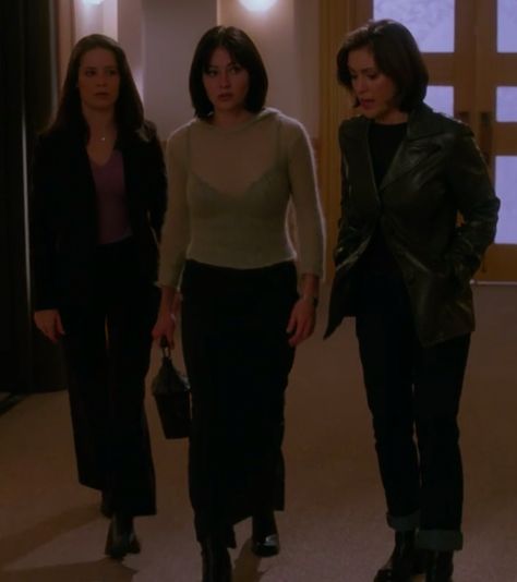 Charmed 1998 Outfits, Charmed Paige Outfits, Charmed Outfits Paige, Charmed Aesthetic Outfits, Paige Charmed Outfits, Charmed Fashion Tv Show, Charmed Outfits 90s Phoebe, Charmed Phoebe Outfits, Prue Charmed Outfits