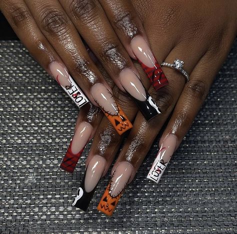 Halloween Nails On Black Women, Nails With Web Design, Halloween Nails Designs 2023, Hallo Ween Nails, Halloween Nails Black Women, Hollween Costumes Ideas Nails, Halloween Art Nails, Medium Length Nails Halloween, Halloween Freestyle Nails