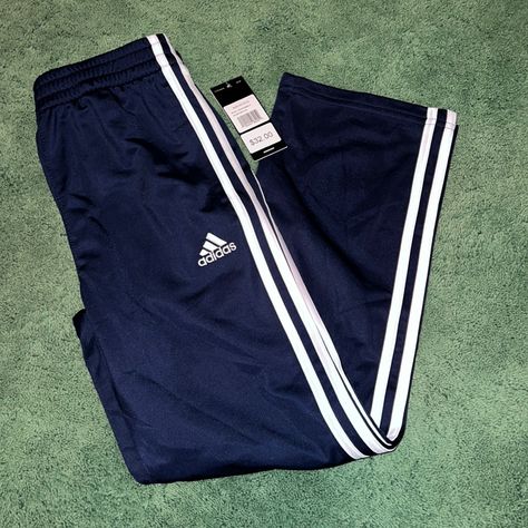 Adidas Kids Sweatpants Size: M Navy And White Striped On Side Drawstrings To Tighten On Inside Front Nwt! Mens Aesthetic, Adidas Bottoms, Boy Sweatpants, Adidas Joggers, Cute Pajama Sets, Adidas Kids, Cute Pajamas, Adidas Blue, Everyday Outfit