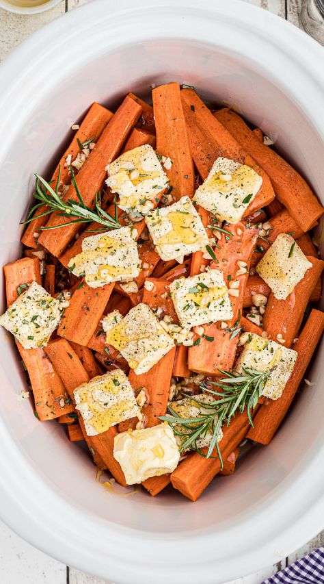 Thanksgiving Side Dishes Instant Pot, Easy Thanksgiving Vegetable Dish, Carrot Sides For Thanksgiving, Thanksgiving Savory Recipes, Carrot Slow Cooker, Crock Pot Veggies Slow Cooker, Thanksgiving Veggies Crockpot, Thanks Giving Crockpot Recipes, Holiday Carrots Christmas Dinners