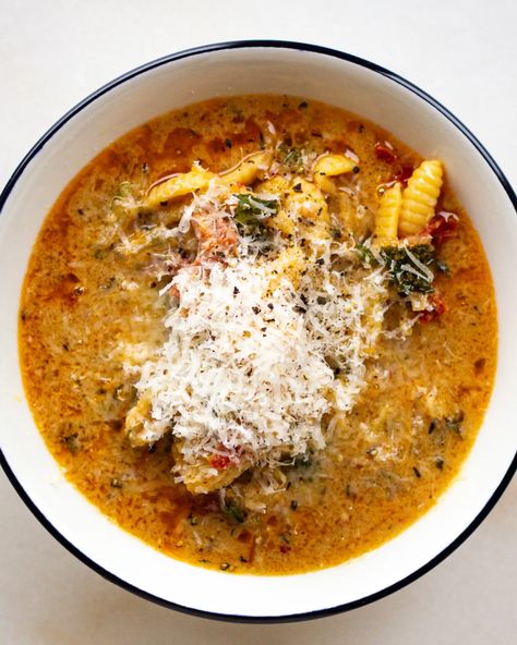 Brothy Cavatelli with Sundried Tomatoes & Parmesan - Justine Doiron Justine Doiron, Sundried Tomatoes, Pasta Soup, Recipes Pasta, Sun Dried Tomatoes, Think Food, Weekly Menu, Sun Dried, I Know It