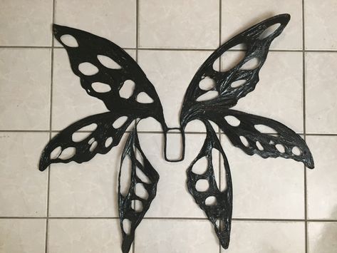 Black And White Fairy Costume, Diy Dark Fairy Wings, Bat Fairy Wings, Dark Fairy Inspired Outfit, Dark Fairy Rave Outfit, Dark Mushroom Fairy Costume, Dark Fairy Wings Drawing, Diy Dark Fairy Costume, Black Fairy Costume Halloween