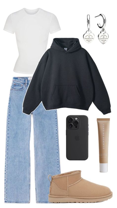 Light Uggs Outfit, Hoodie And Jeans Outfit Aesthetic, Ugg Minis Outfits, Outfit Inspo With Jeans, Light Jeans Outfit Winter, Grey Hoodie Outfit, Ugg Mini Outfit, Outfit Ugg, Outfit With Uggs