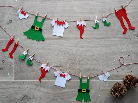 Elf Office Decorating Ideas, Elf Christmas Decorations, Elf Decorations, 12 Days Of Xmas, Unique Christmas Decorations, Handmade Christmas Crafts, Handmade Christmas Tree, Felt Christmas Tree, Homemade Decor