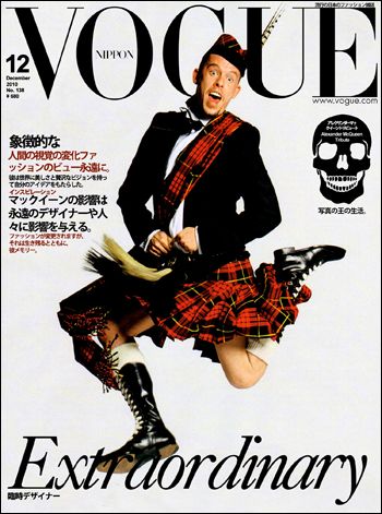 Alexander McQueen on Vogue (Japan?) December 2019 cover Hat Fashion Photography, Mcqueen Couture, Tartan Suit, David Bailey, Savage Beauty, Mcqueen Fashion, Tartan Kilt, Men In Kilts, Vogue Japan