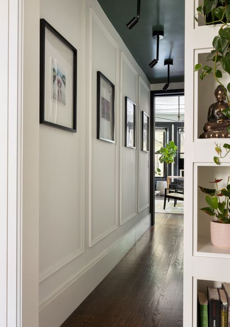 New York Townhome Interior, Craftsman Style Townhomes, Nyc Apartment Hallway, Ny Brownstone Interior, Ny Townhouse Interior, Hallway Wall Lights Ideas, Modern Brownstone Interiors, Townhomes Interior Design, Brownstone Homes Interior