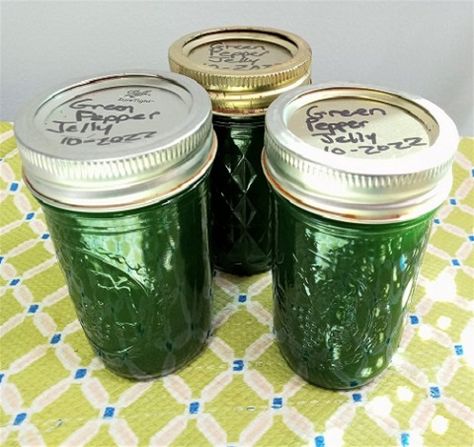 Canning Green Bell Peppers, Bell Pepper Jelly, Green Bell Pepper Recipes, Stuffed Bell Pepers, Green Pepper Jelly, Pepper Jelly Recipe, Green Pepper Recipes, Pepper Jelly Recipes, Red Pepper Jelly