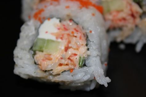 Spicy Crab Sushi Roll, Cream Cheese And Cucumber, Spicy Crab Roll, Homemade Sushi Rolls, Crab Sushi, Cucumber Sushi, Sushi Recipes Homemade, Crab Rolls, Sushi Roll Recipes