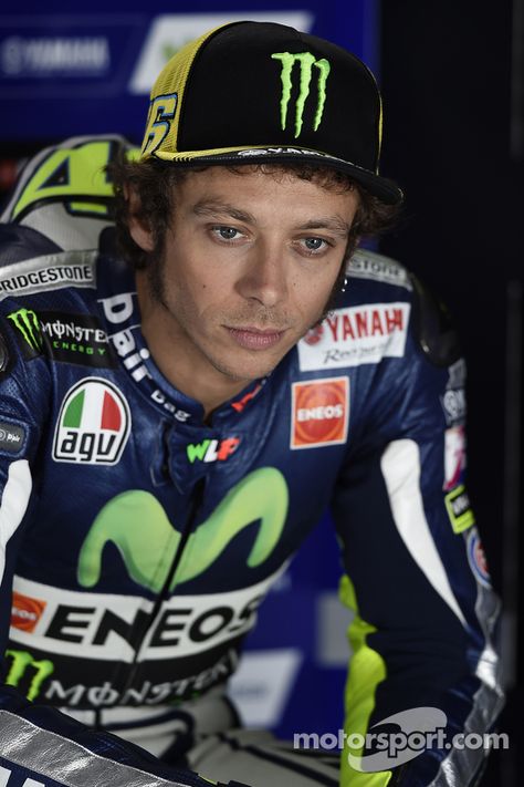 Valentino Rossi Vale Rossi, Valentino Rossi Yamaha, Vr46 Valentino Rossi, Moto Wallpapers, Motogp Rossi, Motogp Valentino Rossi, Vr 46, Professional Motorcycle Racer, Valentino Rossi 46