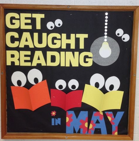 May get caught reading... this would be cute for a class if the students drew their favorite book cover and maybe put a short book review on the back School Library Bulletin Boards, Reading Display, School Library Displays, Reading Boards, Library Bulletin Board, Reading Bulletin Boards, Middle School Libraries, Library Themes, Library Book Displays