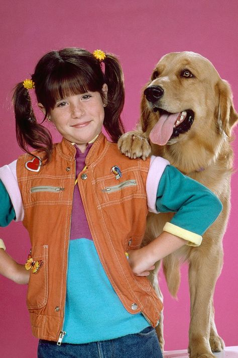 Soleil Moon Frye as ‘Penelope “Punky” Brewster’ in “Punky Brewster.” Punky Brewster Costume, 1990s Tv Shows, Soleil Moon Frye, Punky Brewster, 1980s Childhood, 90s Tv, Childhood Days, 90s Childhood, Old Tv Shows