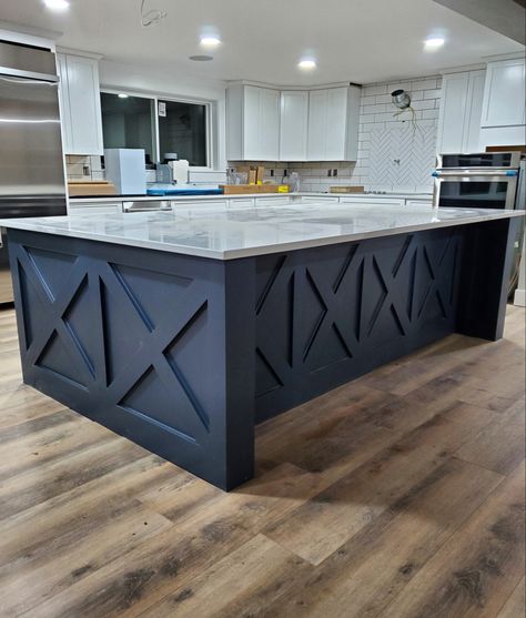 Very Large Kitchen Island, 13 Ft Kitchen Island, 7ft Kitchen Island, Large Square Kitchen Island With Seating, 8x5 Kitchen Island, Kitchen Large Island Ideas, Huge Island With Seating, Wide Island Kitchen, 9x5 Kitchen Island