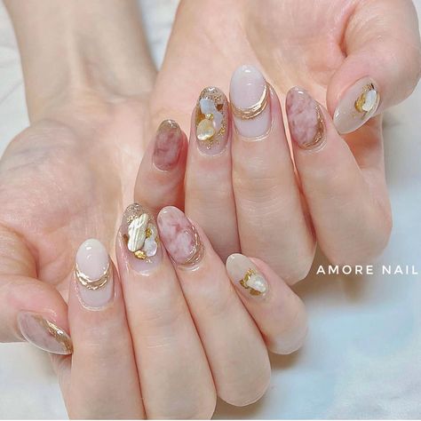 Nail Design Elegant Classy, Gel Nail Designs Elegant, Nail Art Lamaran, Nail Wedding Designs, Nail Art Designs Cute Korean, Nail Art Pink Designs, Nail Art Elegant Classy Beautiful, Nail Art Mauve, Nail Art Wedding Elegant