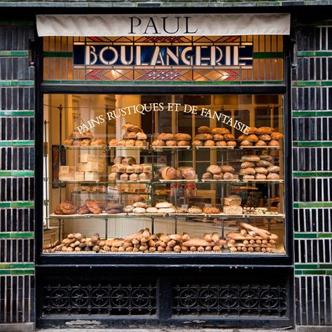 Bread Display, Bakery Shop Design, Bakery Store, Bakery Interior, Bread Shop, Bakery Display, Lille France, French Bakery, Interior Vintage