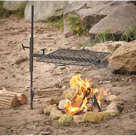 Portable Campfire, Campfire Cooking Equipment, Barbeque Grill Design, Camping Cooking Set, Camp Stoves, Campfire Grill, Cool Welding Projects, Doomsday Preppers, Camping Bbq