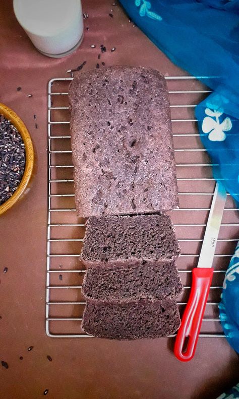 Black Rice Loaf / Vegan Bread With Whole Wheat And Black Rice Vegan Rice Bread Recipe, Gluten Free Rice Flour Bread, Bread With Rice Flour, Brown Rice Flour Banana Bread, Brown Rice Flour Bread, Rice Loaf, Forbidden Rice, Rice Bread, Black Rice