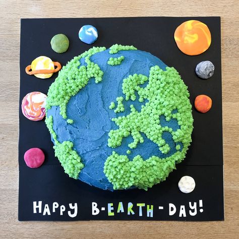 Earth Theme Birthday Party, Earth Birthday Cake, Earth Birthday Party Theme, Earth Cake Ideas, Earth Theme Party, Earth Birthday Party, Earth Cakes, Earth Day Birthday Party, Earth Day Cake