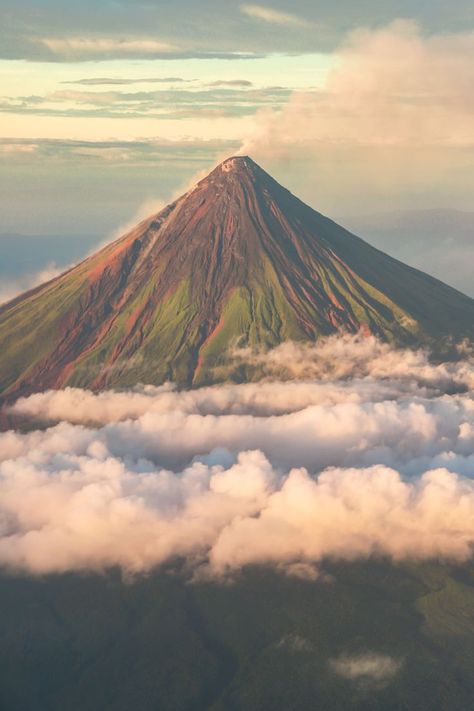 Mayon Volcano in the Philippines is known as the world's most perfect come volcano Mayon Volcano Aesthetic Wallpaper, Mayon Volcano Drawing, Mayon Volcano Aesthetic, Volcano In Philippines, Mayon Volcano Eruption, Tropical Volcano, Philippines Volcano, Volcano Aesthetic, Cinder Cone Volcano