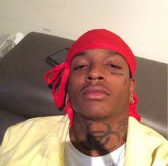 #cute #boy #boyfriend #skimask #necktattoo #tattoo #red #durag Yung Bratz, Slump God, Quote Happy, Cute Black Guys, Slumping, Rap Aesthetic, Cute Rappers, Rap Artists, Ski Mask