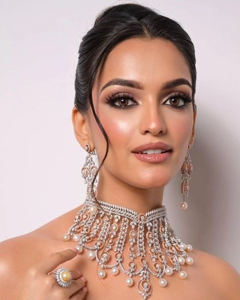 All Posts • Instagram Pink Gown Makeup Look, Makeup Looks Engagement, Reception Bride Makeup, Cocktail Makeup Looks, Bridal Reception Look, Sangeet Hairstyles, Cocktail Makeup, Makeup Engagement, Reception Makeup