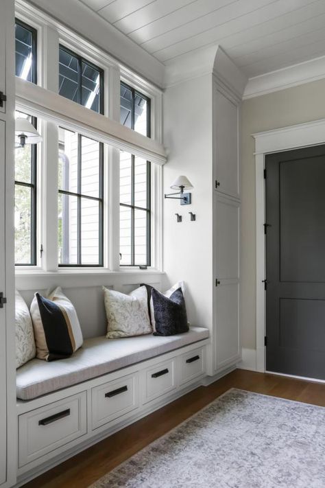 Nook Bench Seating, Neutral Mudroom, Loft Library, Old House Remodel, Home Construction Ideas, Entryway Diy, Interior Paint Ideas, White Farmhouse Exterior, Entryway Inspo